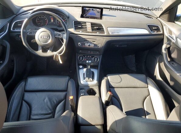 WA1ECCFS7JR001080 2018 AUDI Q3 Gray Widok deski rozdzielczej