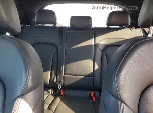 WA1ECCFS7JR001080 2018 AUDI Q3 Gray Widok tylnych siedzeń