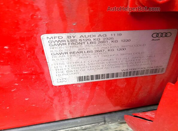 WA1EECF30L1041828 2020 AUDI Q3 Red VIN կոդի պիտակի տեսք