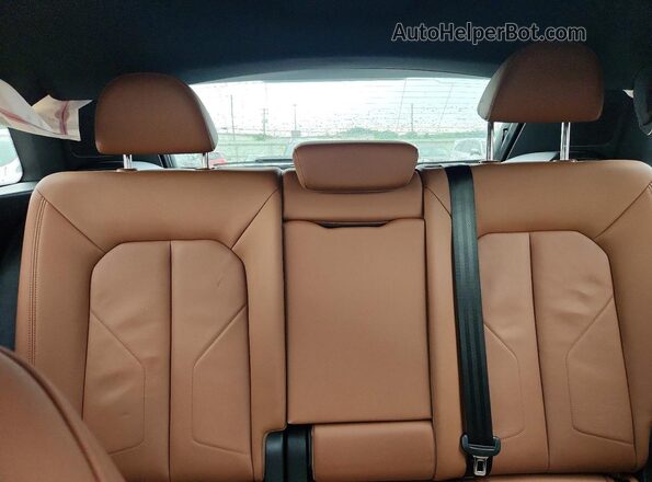 WA1EECF30N1054453 2022 AUDI Q3 Синий Вид задних сидений