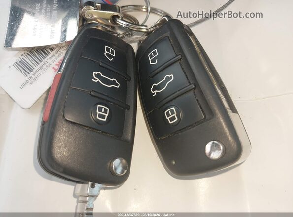 WA1EECF31L1007915 2020 AUDI Q3 Красный Вид панели приборов