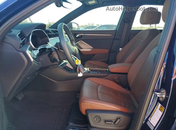 WA1EECF32P1088249 2023 AUDI Q3 Blue Вид салону спереду