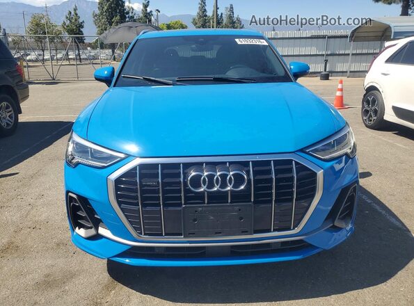 WA1EECF34K1074457 2019 AUDI Q3 Blue Front view