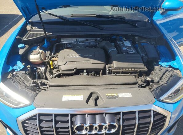 WA1EECF34K1074457 2019 AUDI Q3 Blue Rear interior view
