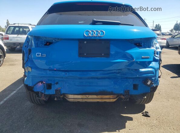 WA1EECF34K1074457 2019 AUDI Q3 Blue Rear view