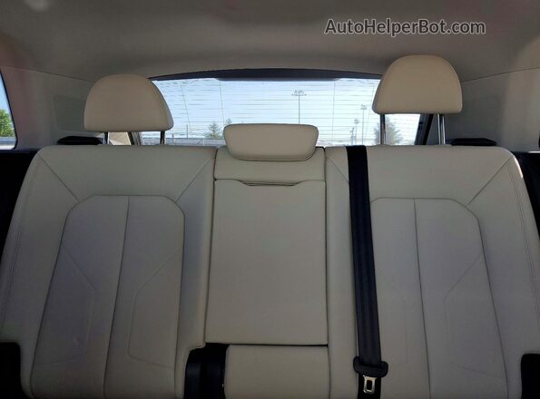 WA1EECF36P1083183 2023 AUDI Q3 White Rear seats view