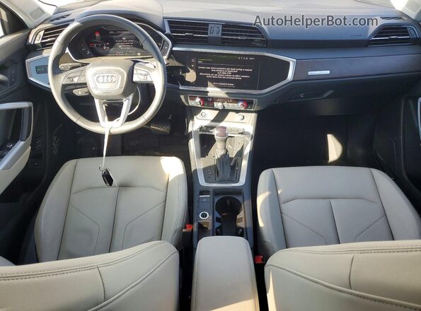 WA1EECF36P1083183 2023 AUDI Q3 White Dashboard view