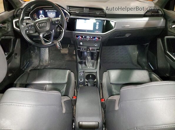 WA1EECF38K1087034 2019 AUDI Q3 Оранжевый Вид панели приборов