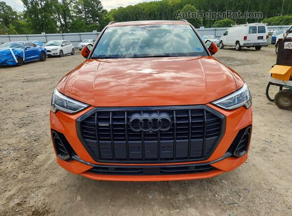 WA1EECF39N1032063 2022 AUDI Q3 Orange Widok z przodu