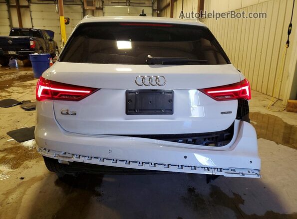 WA1EECF39R1132217 2024 AUDI Q3 White Widok z tyłu
