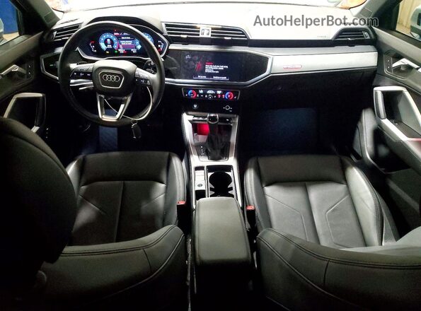 WA1EECF39R1132217 2024 AUDI Q3 White Widok deski rozdzielczej