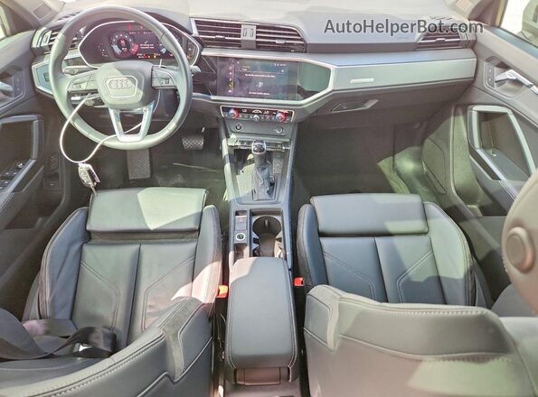 WA1EECF3XN1004711 2022 AUDI Q3 Белый Вид панели приборов