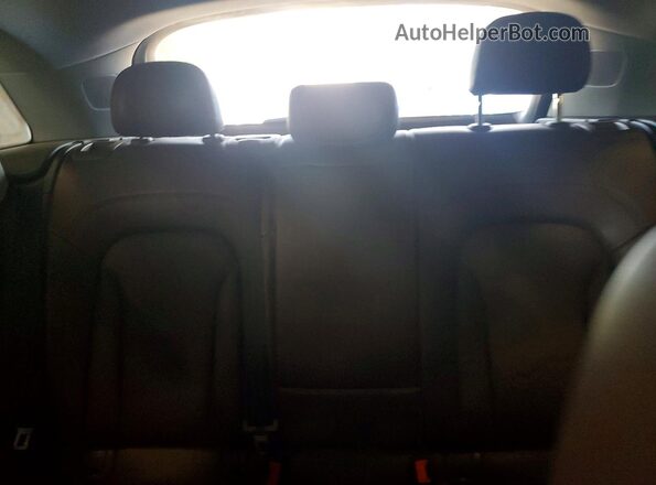WA1EFCFS2GR020331 2016 AUDI Q3 White Հետևի նստատեղերի տեսք