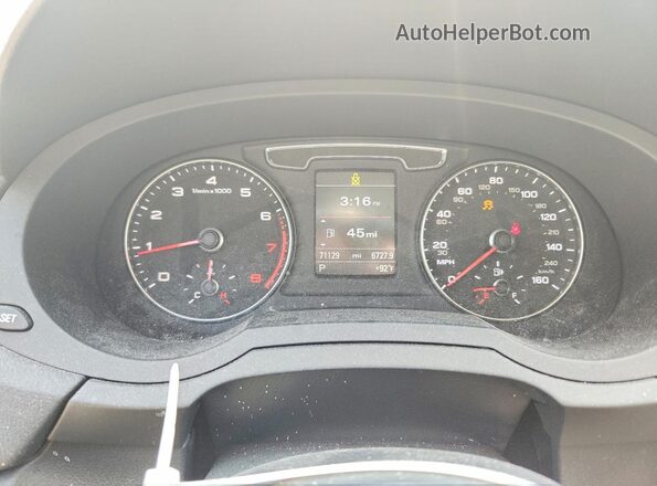 WA1EFCFS5GR000879 2016 AUDI Q3 Черный Вид щитка приборов