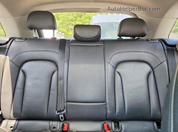 WA1EFCFS5GR000879 2016 AUDI Q3 Черный Вид задних сидений