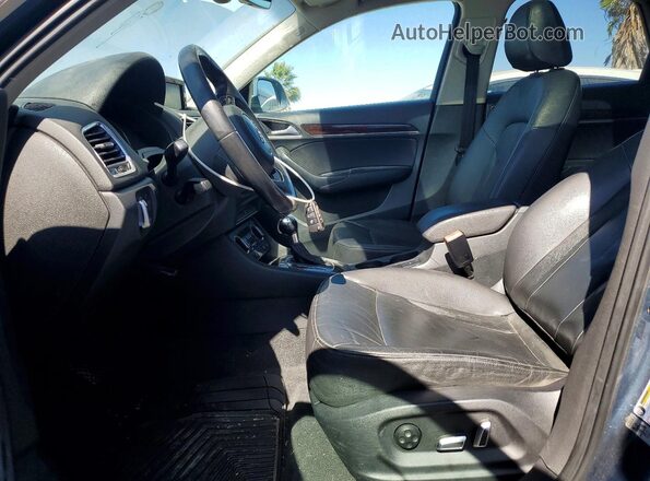 WA1EFCFS5GR014040 2016 AUDI Q3 Синий Вид салона спереди