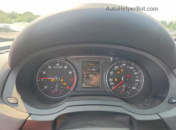 WA1EFCFS5GR014068 2016 AUDI Q3 Black Вид щитка приладів