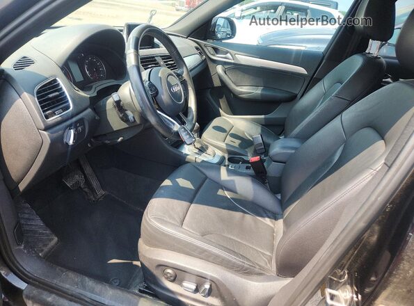 WA1EFCFS5GR014068 2016 AUDI Q3 Black Вид салону спереду