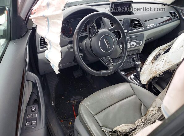 WA1EFCFSXGR010100 2016 AUDI Q3 Белый Вид панели приборов