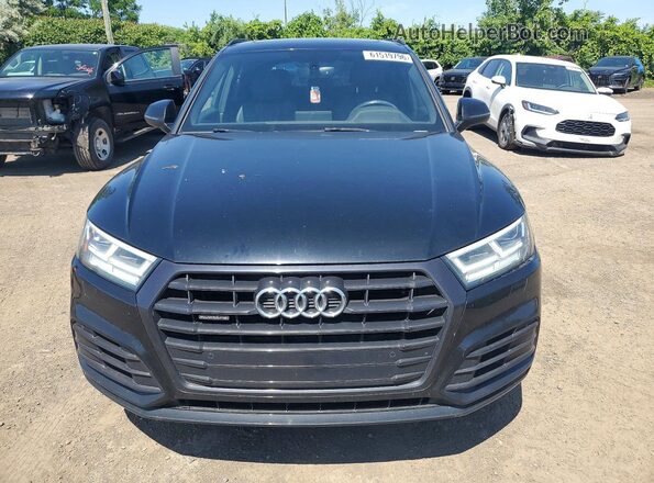 WA1ENAFY2K2027504 2019 AUDI Q5 Черный Вид спереди