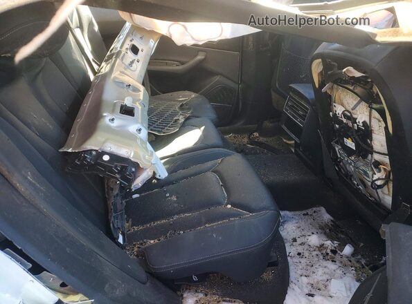 WA1EVAF12KD021872 2019 AUDI Q8 White Vista interior trasera