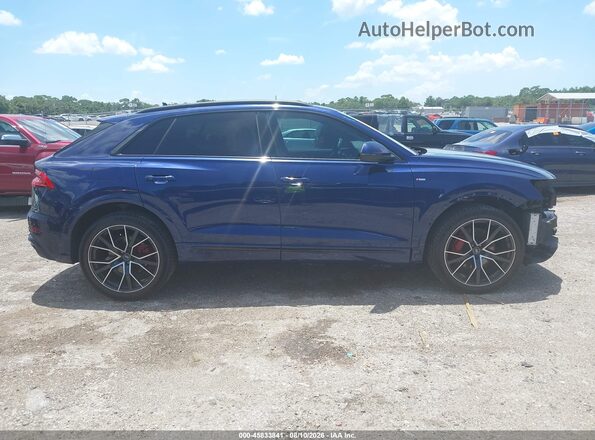 WA1EVAF12MD010325 2021 AUDI Q8 Dark Blue Vista interior trasera