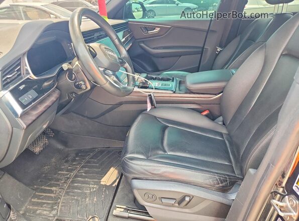 WA1EVAF16KD039372 2019 AUDI Q8 Black Սալոնի դիմացի տեսք