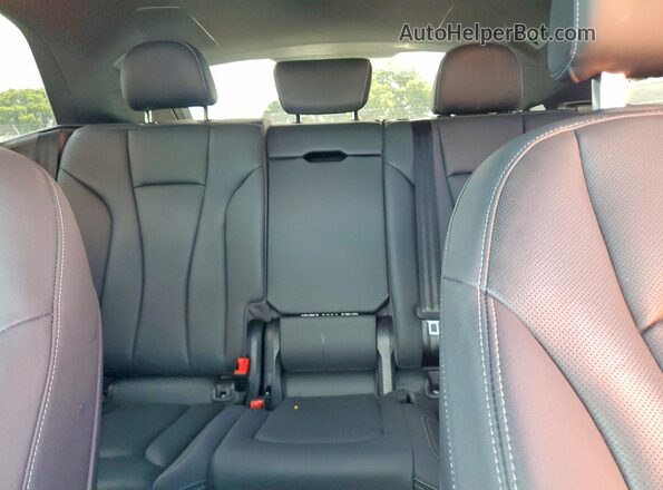 WA1EVAF17MD030294 2021 AUDI Q8 Black უკანა სავარძლების ხედი