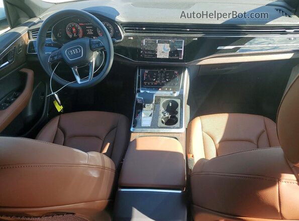 WA1EVBF10SD037171 2025 AUDI Q8 White Vista del salpicadero