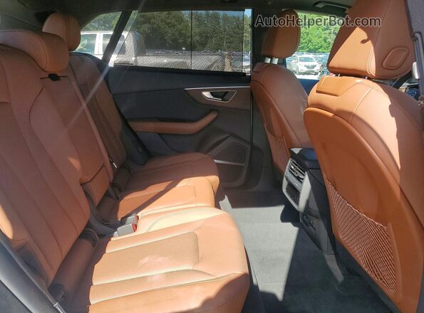 WA1EVBF10SD037171 2025 AUDI Q8 White Vista interior trasera