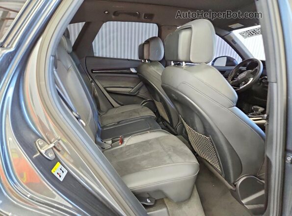 WA1F2AFY9N2081383 2022 AUDI Q5 Black Vista de los asientos traseros
