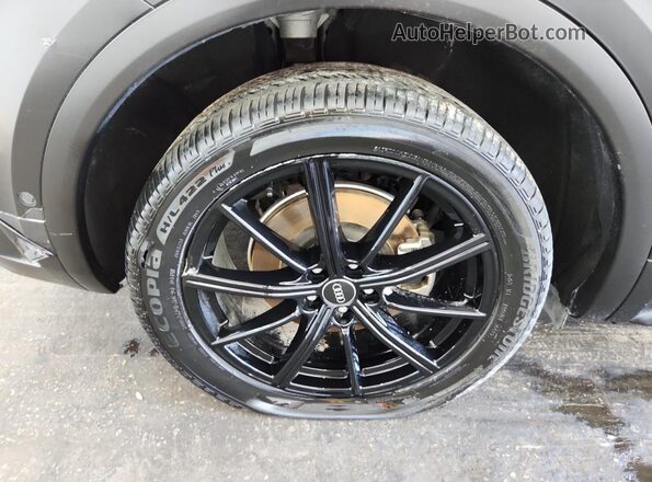 WA1F2AFY9N2081383 2022 AUDI Q5 Black 