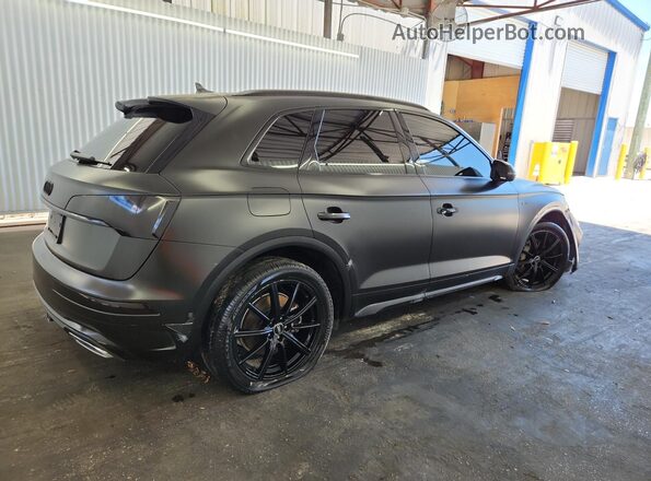 WA1F2AFY9N2081383 2022 AUDI Q5 Black 