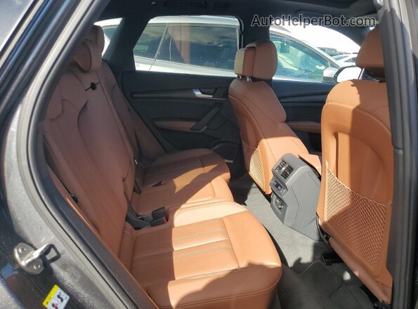 WA1FAAFY2P2138089 2023 AUDI Q5 Gray Vista de los asientos traseros