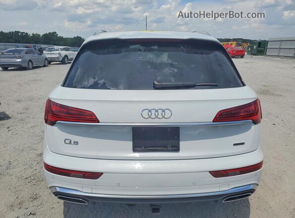 WA1FAAFY6P2175985 2023 AUDI Q5 White Հետևի տեսք