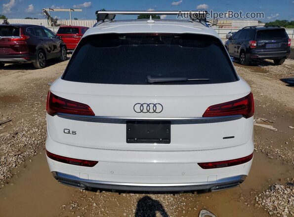 WA1FAAFY6R2018427 2024 AUDI Q5 White Widok z tyłu