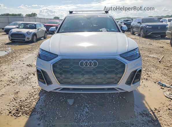 WA1FAAFY6R2018427 2024 AUDI Q5 White Widok z przodu