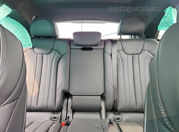 WA1FAAFY8M2085264 2021 AUDI Q5 Черный Вид задних сидений