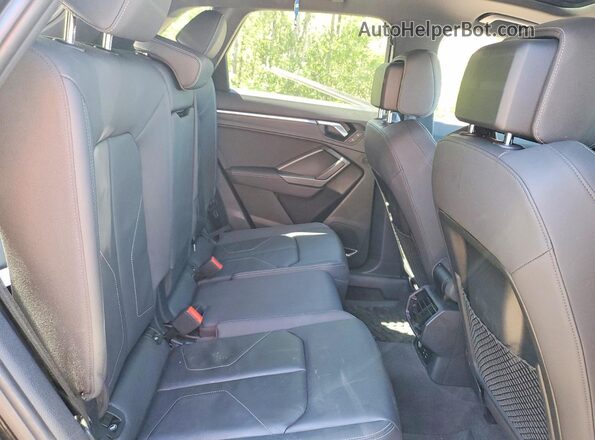 WA1FECF32L1069912 2020 AUDI Q3 Черный Вид задней части салона
