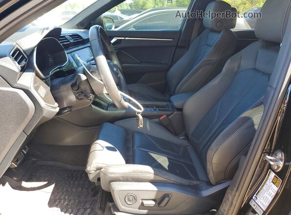 WA1FECF32L1069912 2020 AUDI Q3 Черный Вид салона спереди