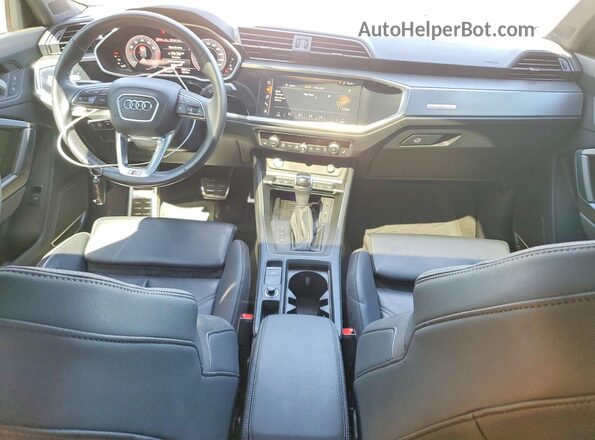 WA1FECF32L1069912 2020 AUDI Q3 Черный Вид панели приборов