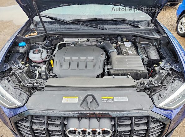 WA1FECF3XR1052011 2024 AUDI Q3 Синий Вид подкапотного пространства