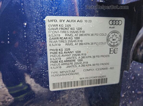 WA1FECF3XR1052011 2024 AUDI Q3 Синий Панорамный вид салона 360°