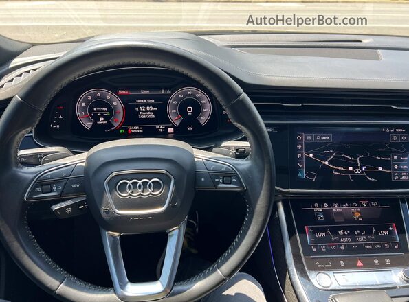 WA1FVAF10KD031854 2019 AUDI Q8 Gray Вид салону спереду