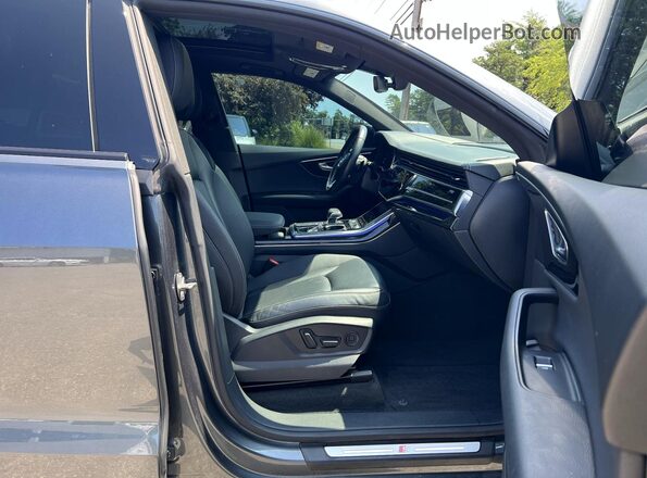 WA1FVAF10KD031854 2019 AUDI Q8 Gray Вид спереду
