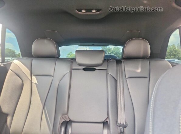 WA1FVAF11KD046511 2019 AUDI Q8 Black Vista de los asientos traseros