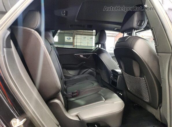 WA1FVAF11KD046511 2019 AUDI Q8 Black Vista interior trasera