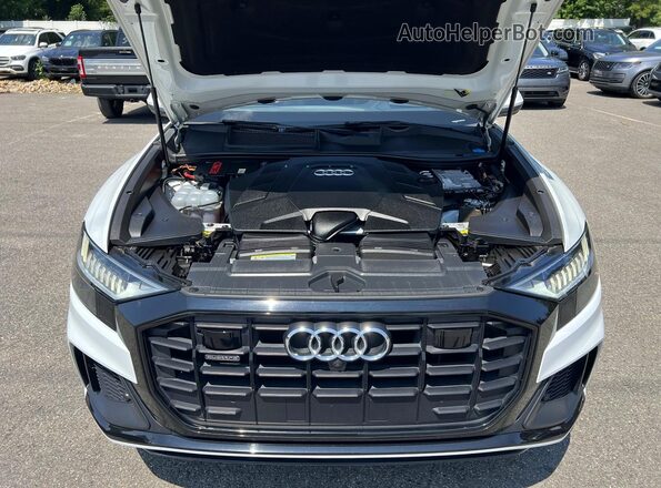 WA1FVAF14KD024065 2019 AUDI Q8 White Вид панелі приладів