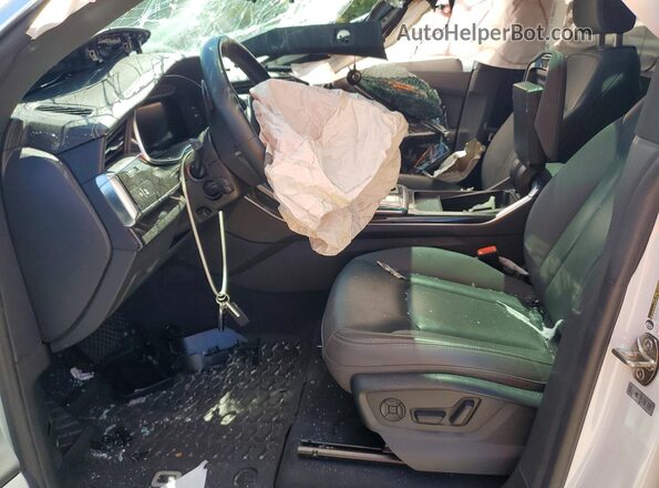 WA1FVAF16MD034499 2021 AUDI Q8 White Front interior view