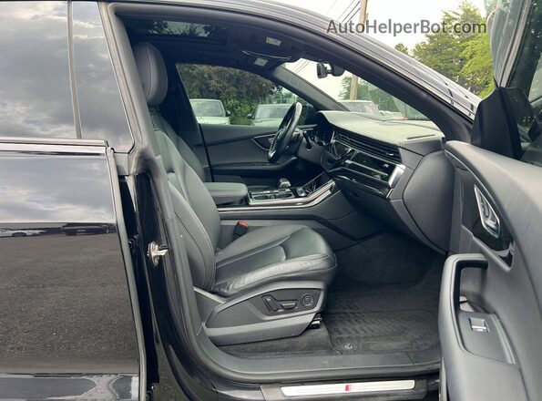WA1FVAF17KD024108 2019 AUDI Q8 Black Դիմացի տեսք